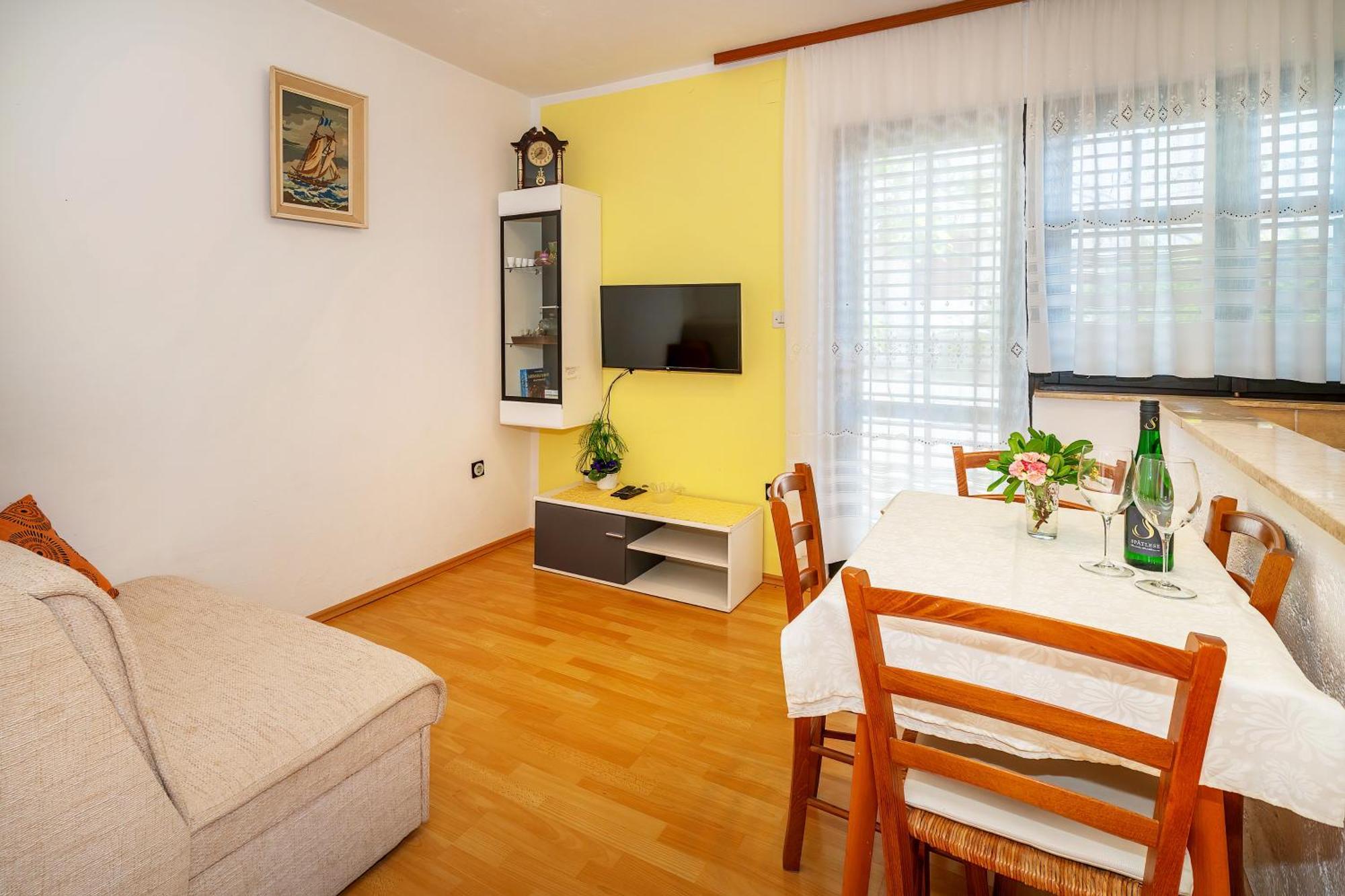 Apartments Sucur With Terrace Baška Exteriör bild