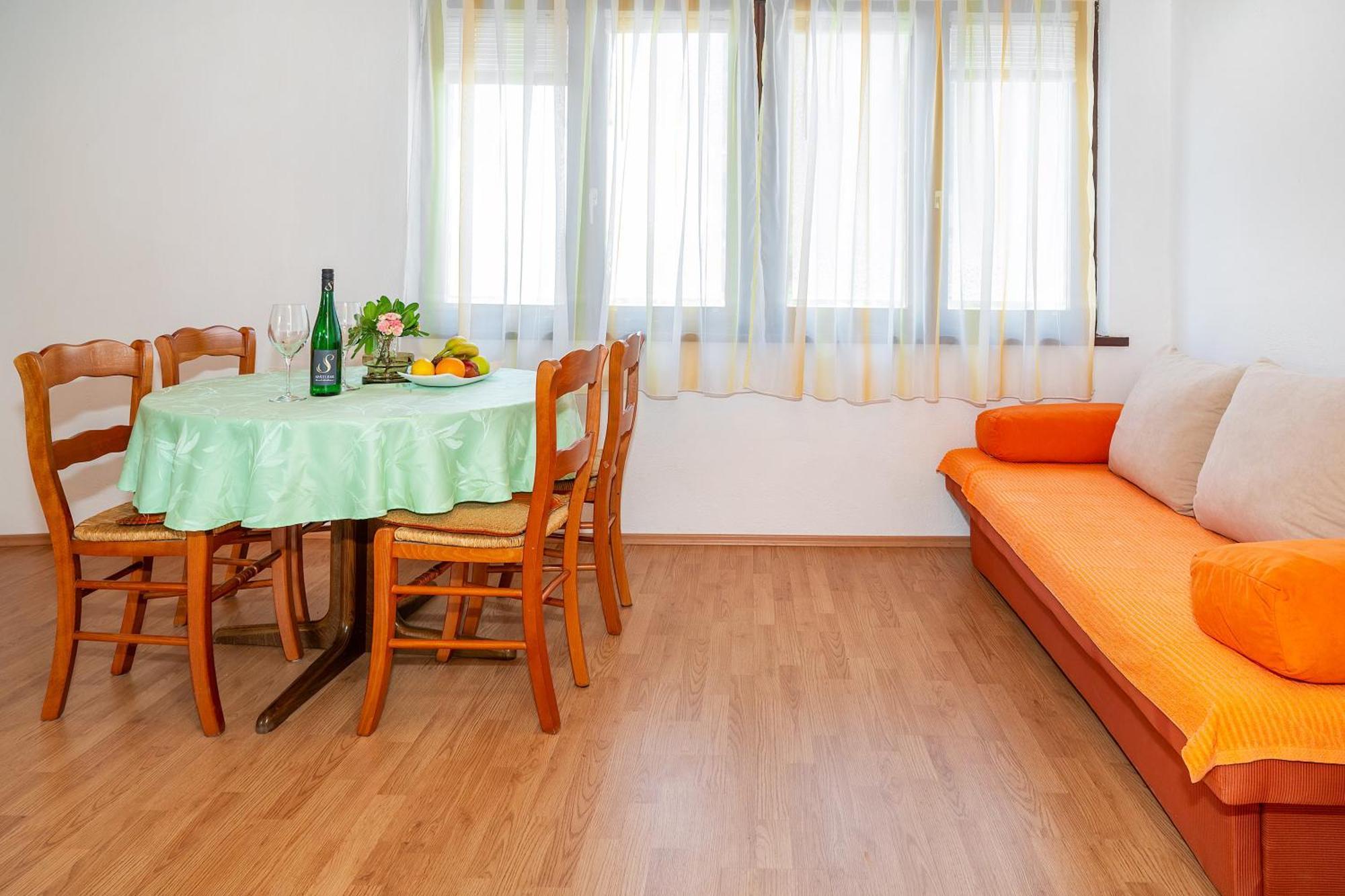 Apartments Sucur With Terrace Baška Exteriör bild